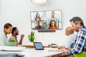 Barre de Visioconférence Tout-en-un POLY Studio X52 Maroc