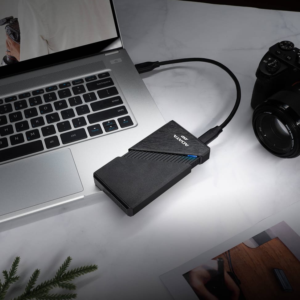 Disque Dur portable SSD ADATA SE920 USB-C - 1To (SE920-1TCBK) au Meilleur Prix au Maroc – Image 7