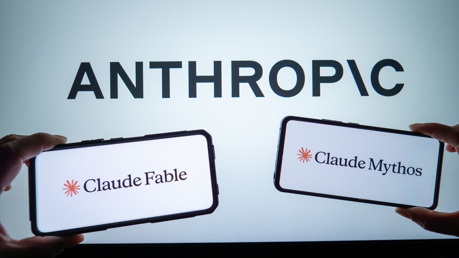 Anthropic présente Fable 5.1 comme son modèle le plus avancé pour le codage et le travail intellectuel. En parallèle, Mythos 5.1 vise des usages spécialisés.