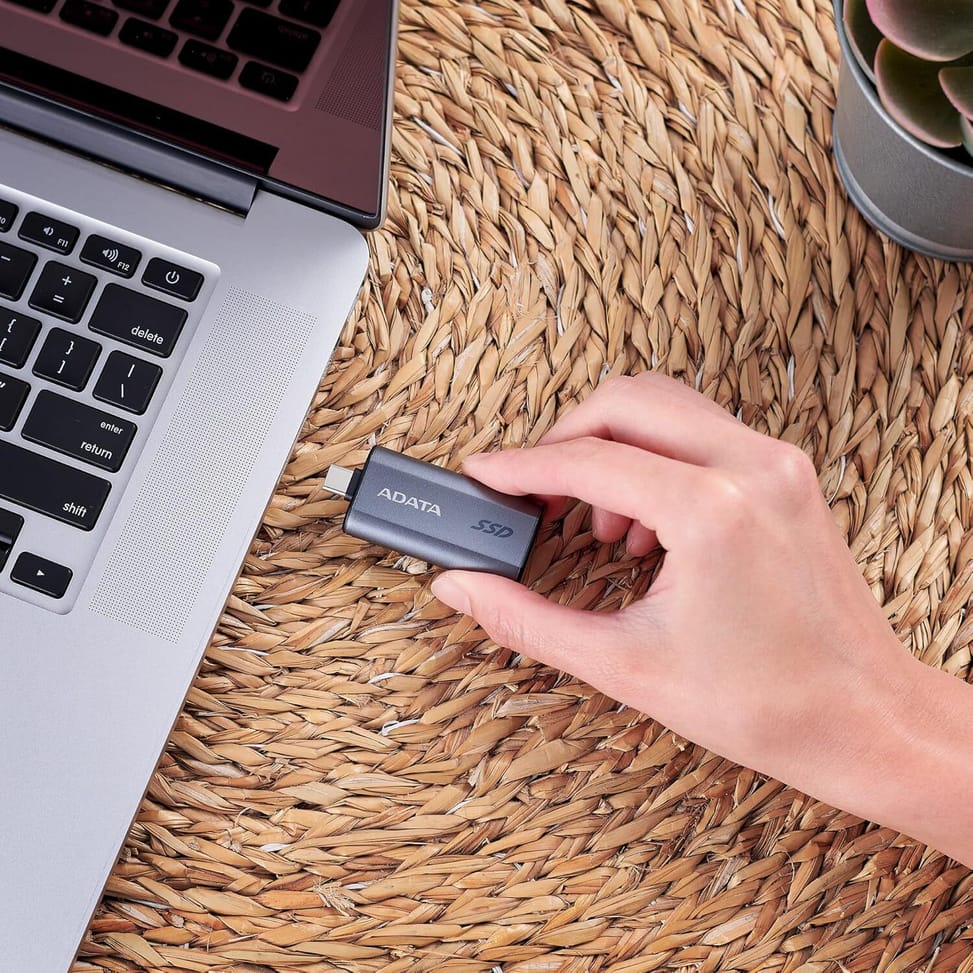 Disque Dur portable SSD ADATA SC750 USB-C - 1To (SC750-1000G-CCBK) au Meilleur Prix au Maroc