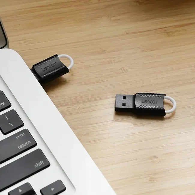 Lexar LJDV40-16GAB 16GB — vue produit — livraison Global Zone à Tanger